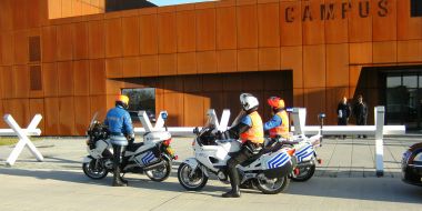 Motorrijders voor Campus Vesta